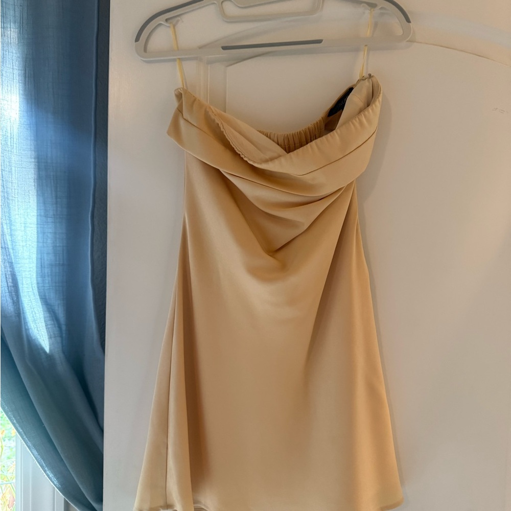 Butter yellow backless Mini Dress